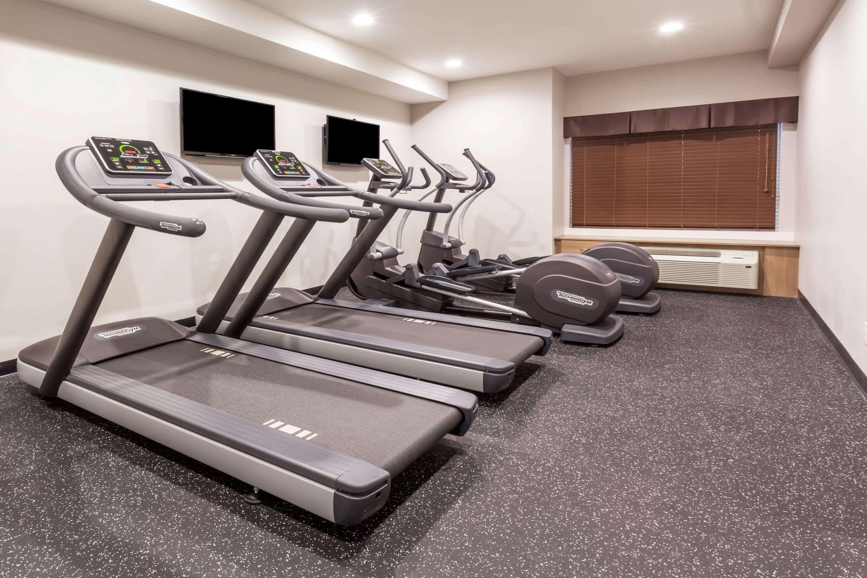 Microtel Casselman Екстер'єр фото